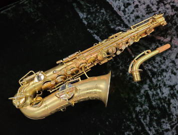 1925 Vintage Buescher True-Tone Alto Sax in Gold Plate #172607