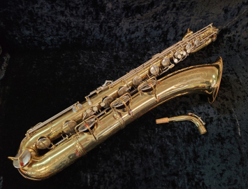 Conn USA 11M Baritone Saxophone in Gold Lacquer #M44826 AS-IS